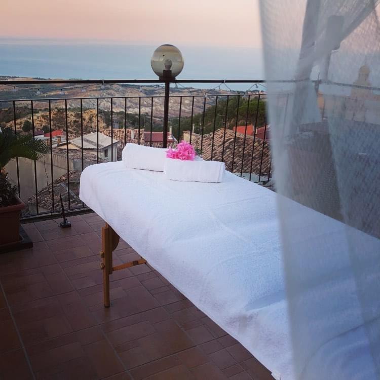 Perla Del Borgo Bed And Breakfast 圣卡泰里纳德洛约尼奥 外观 照片