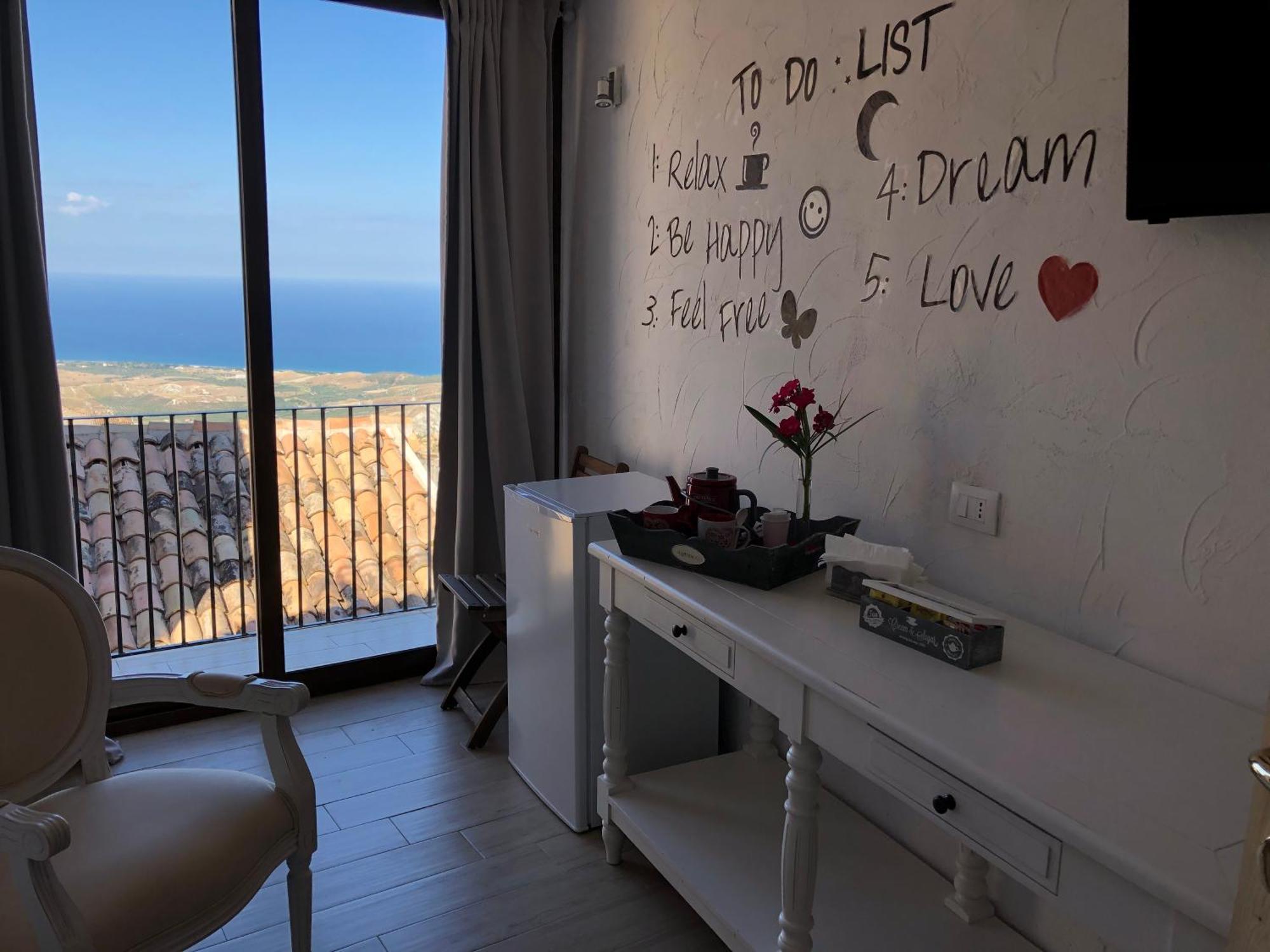 Perla Del Borgo Bed And Breakfast 圣卡泰里纳德洛约尼奥 外观 照片