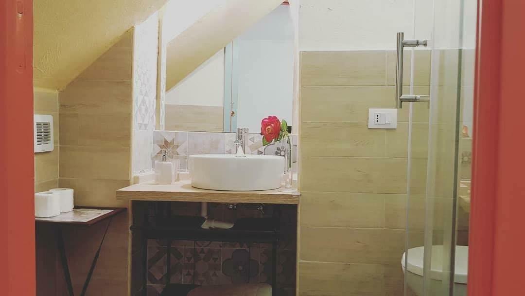 Perla Del Borgo Bed And Breakfast 圣卡泰里纳德洛约尼奥 外观 照片