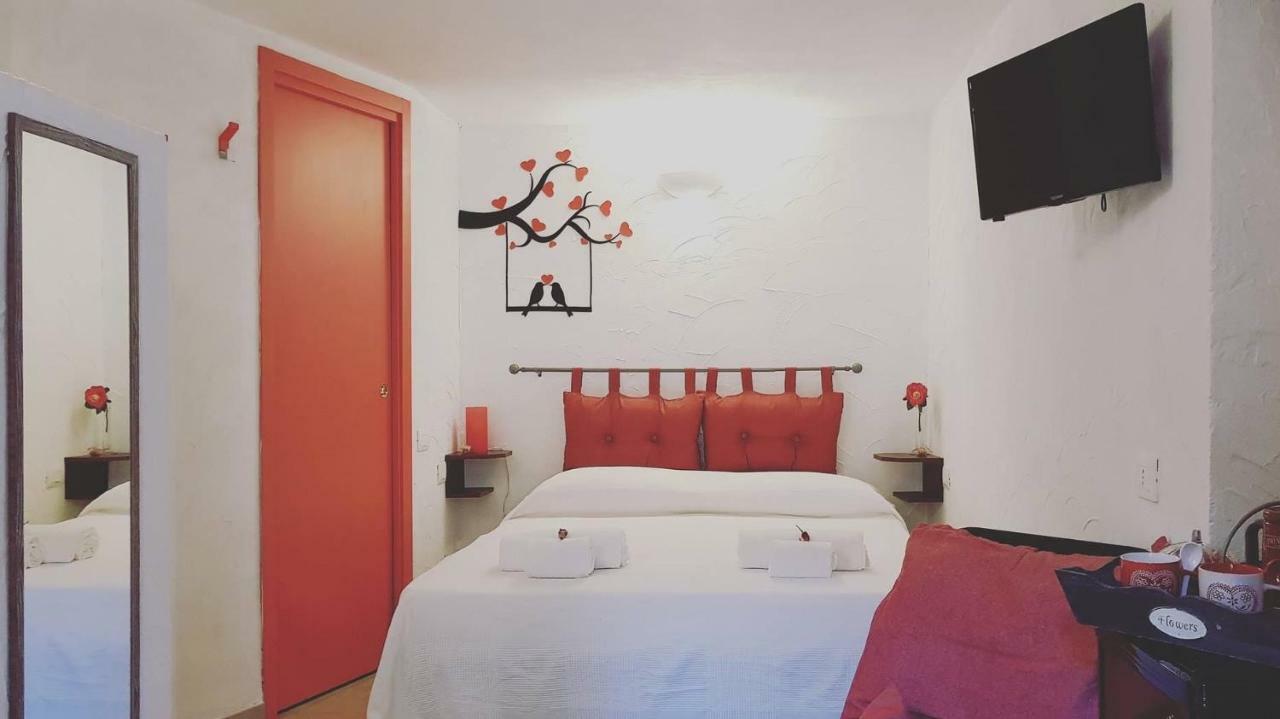 Perla Del Borgo Bed And Breakfast 圣卡泰里纳德洛约尼奥 外观 照片